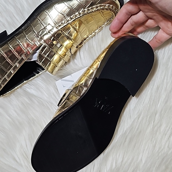 Zara Gold Loafers - Picture 5 of 6